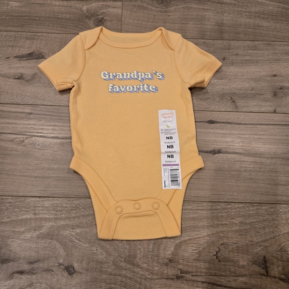 🌻 NWT Peach Short Sleeved "Grandpa's Favorite" Baby Bodysuit - Size NB - Picture 2 of 6